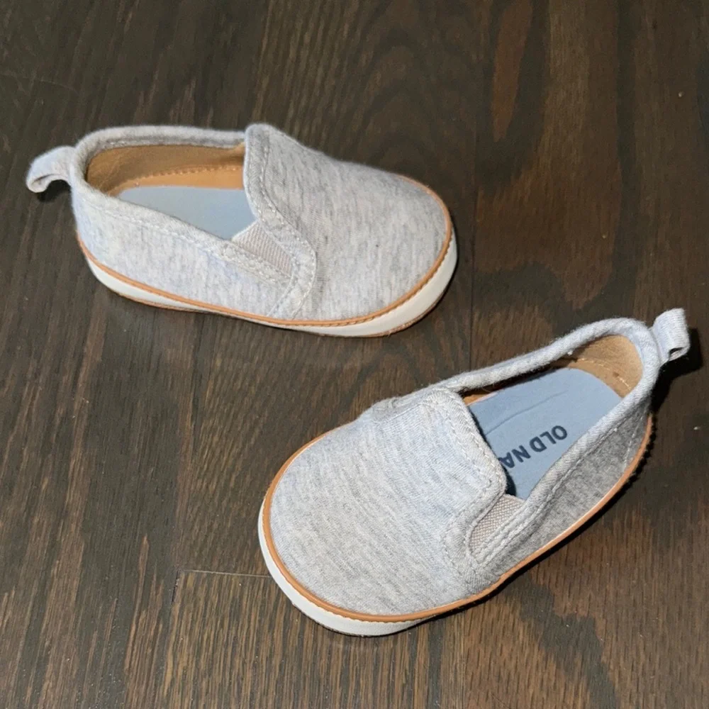 Old Navy Heather Gray Slip-On Sneakers | 6-12M